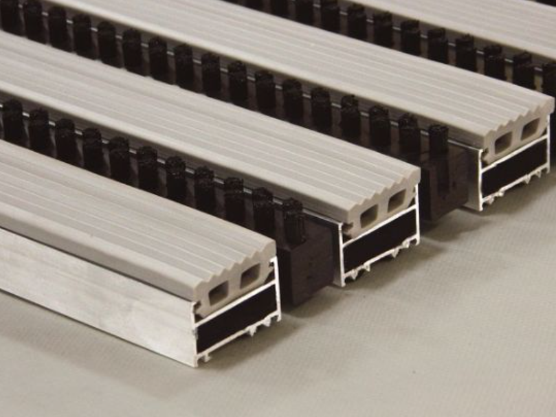 TH-1096 22mm Alüminyum Gri Kauçuk+Tekli Kaset Fırçalı Paspas